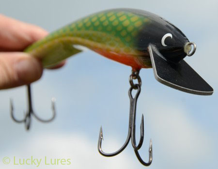 Neu entwickelte Sonderfarbe für Großhechte.